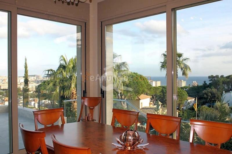 Adosado en venta en Calle Begur, Torre Valentina-Mas Vilar de La Mutxada-Treumal, Calonge