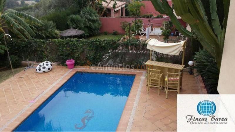 Casa en venta en  urbanización las flores, Rio Real-Los Monteros, Marbella