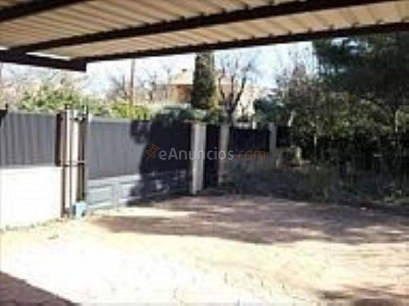 Adosado en venta en  Calle salvia, Villalbilla