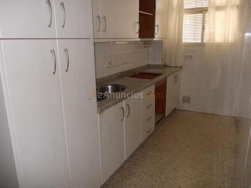 Apartamento en venta en  POLIGONO DEL VALLE SECTOR V, El Valle - Universidad, Jaén