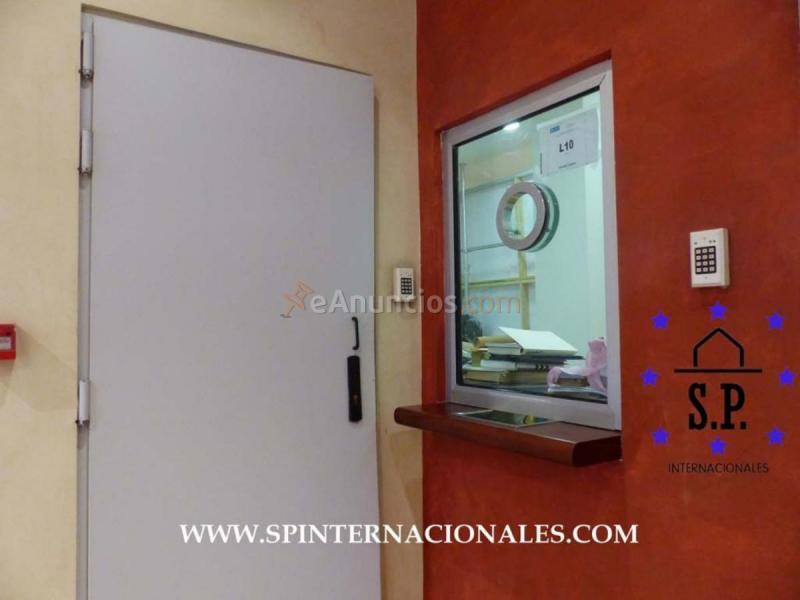 Local Comercial en alquiler en  Ciudad Lineal, Madrid