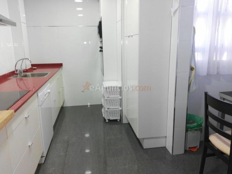 Apartamento en venta en Calle Islas Canarias, Arenales del Sol