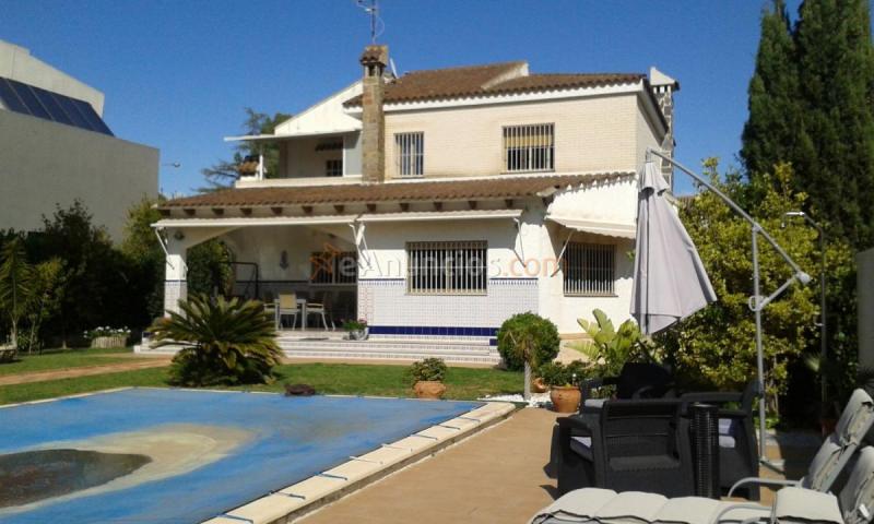 Adosado en venta en  Riba-Roja de Túria