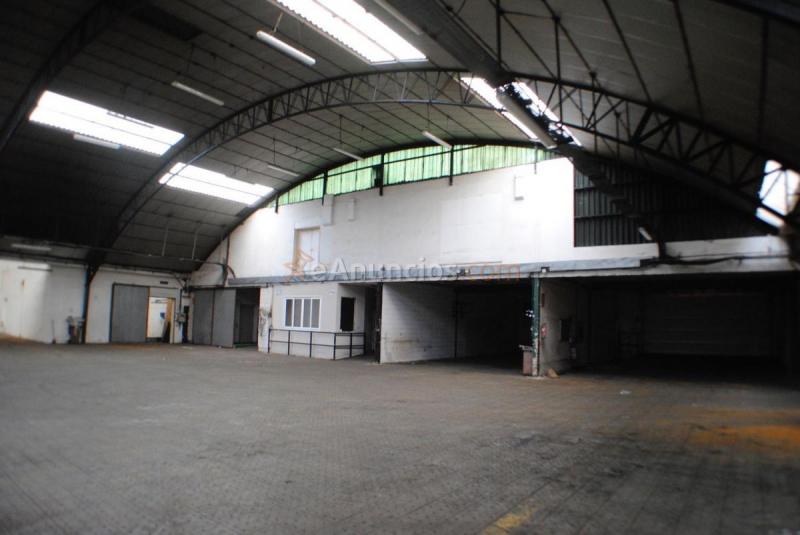 Edificio en alquiler en  Oeste, Gijón