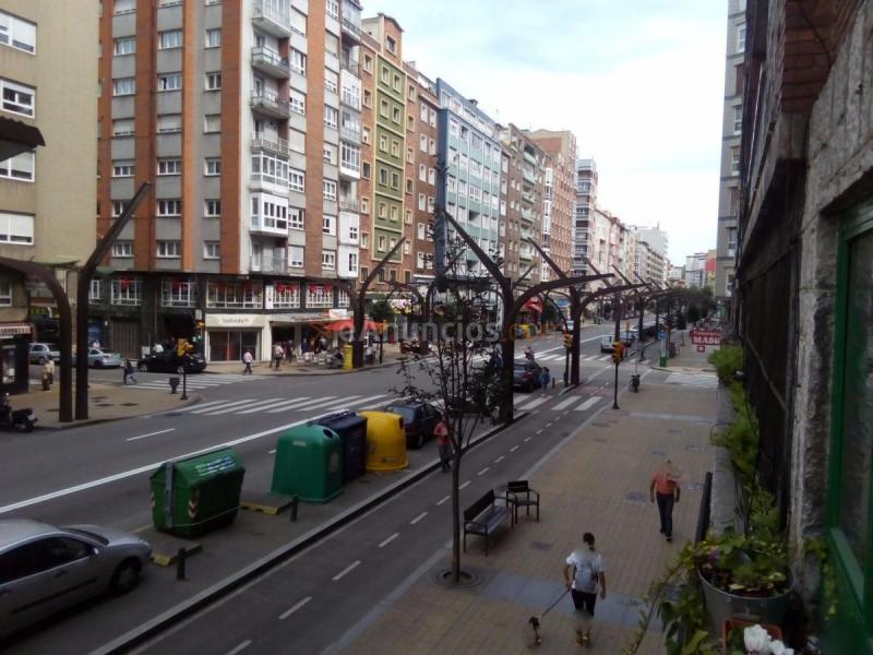 Local Comercial en alquiler en Avenida de la Constitución, Centro, Gijón