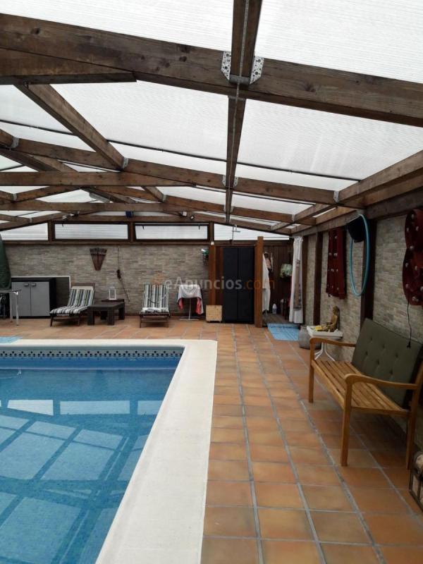 Adosado en venta en  Bergondo