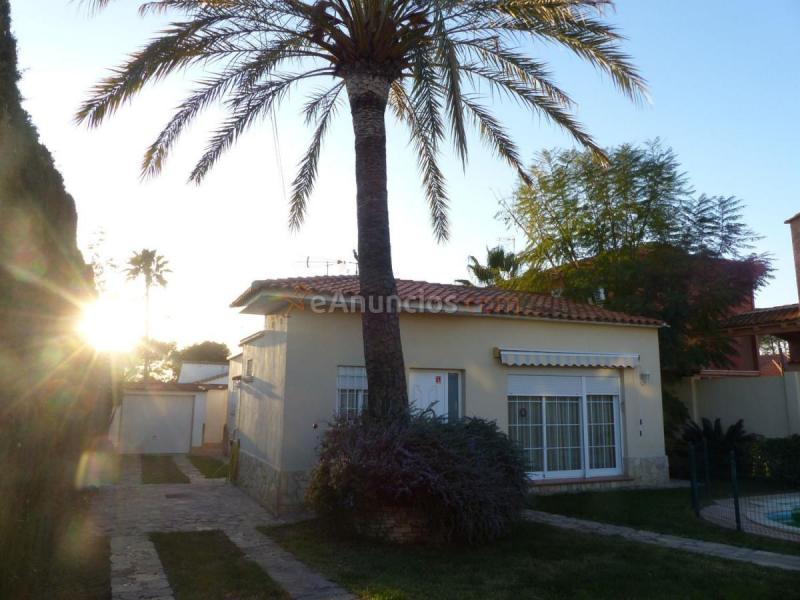 Adosado en venta en  Montesol, L'Eliana