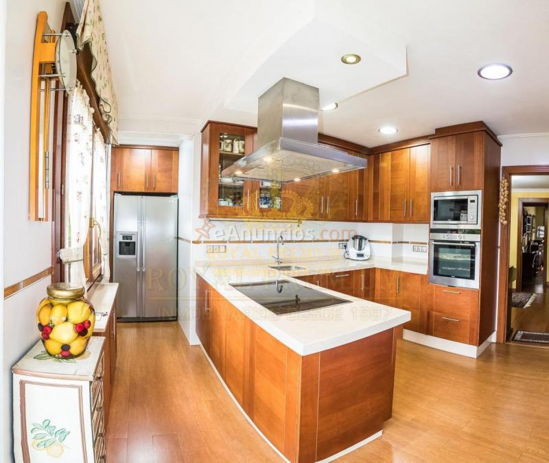 Apartamento en venta en Calle Compositor Facundo Viña, Este, Gijón