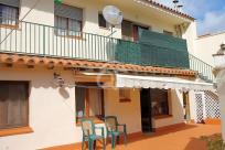 Adosado en venta en  placeta sant joan, L'Eixample, Sant Feliu de Guíxols