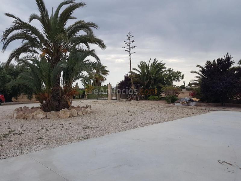 Adosado en venta en  BAYA BAJA POLIGONO 2, Elche Ciudad, Elche  Elx