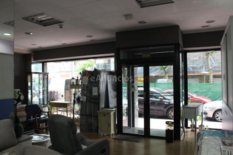 Local Comercial en venta en  CTorrelaguna, San Isidro - Los Almendros, Alcalá de Henares