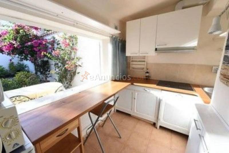 Adosado en venta en  PUERTO BANÚS, Nueva Andalucía, Marbella