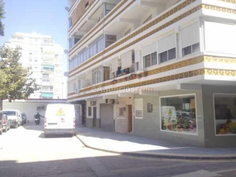 Local Comercial en venta en Calle PIRAGUA, Paseo Marítimo de Levante, Torre del Mar