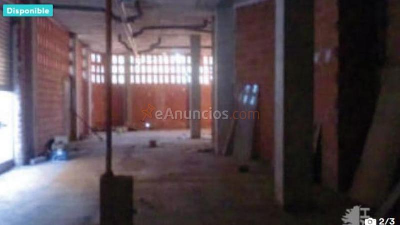 Local Comercial en venta en Avenida Federico Muñoz, Casarabonela