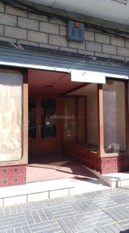 Local Comercial en alquiler en  Núcleo Urbano, La Pobla de Vallbona