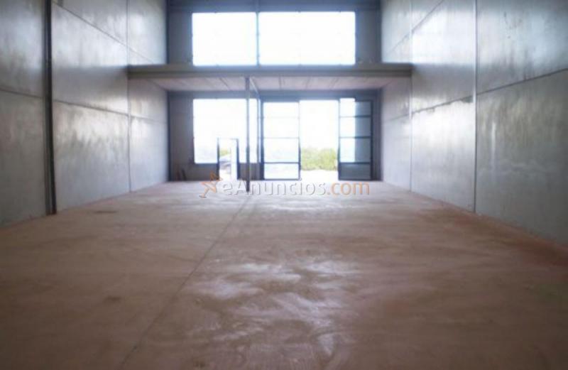 Edificio en venta en  Roble, Borox