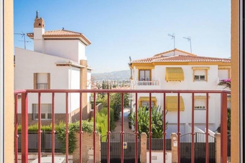 Casa en venta en Calle San Isidro, Ogijares