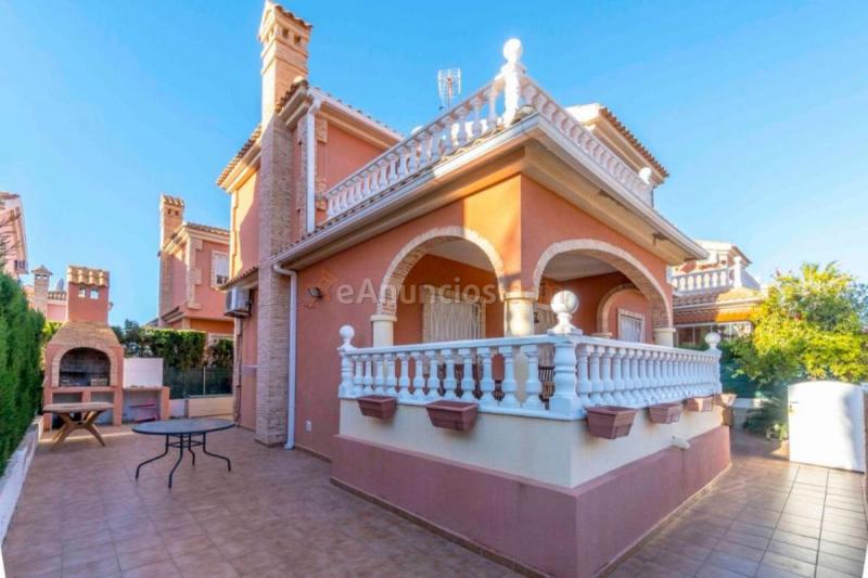 Adosado en venta en  Paraná, Orihuela Costa, Orihuela