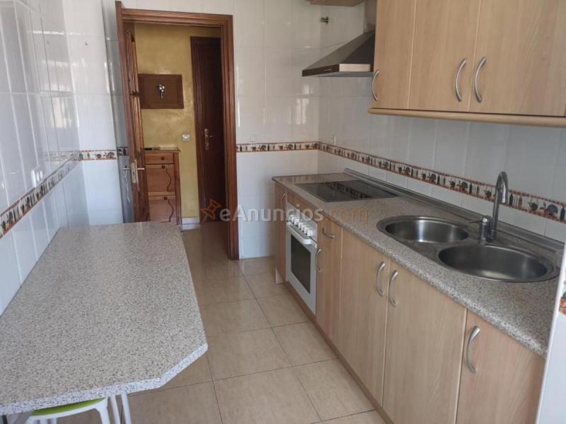 Apartamento en venta en  Puerto de la Torre, Málaga