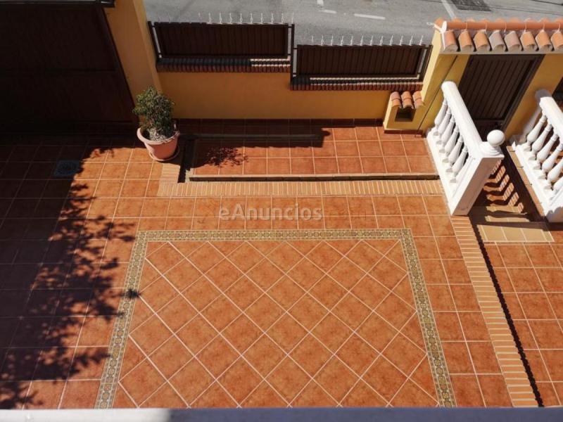 Casa en venta en  Puerto de la Torre, Málaga