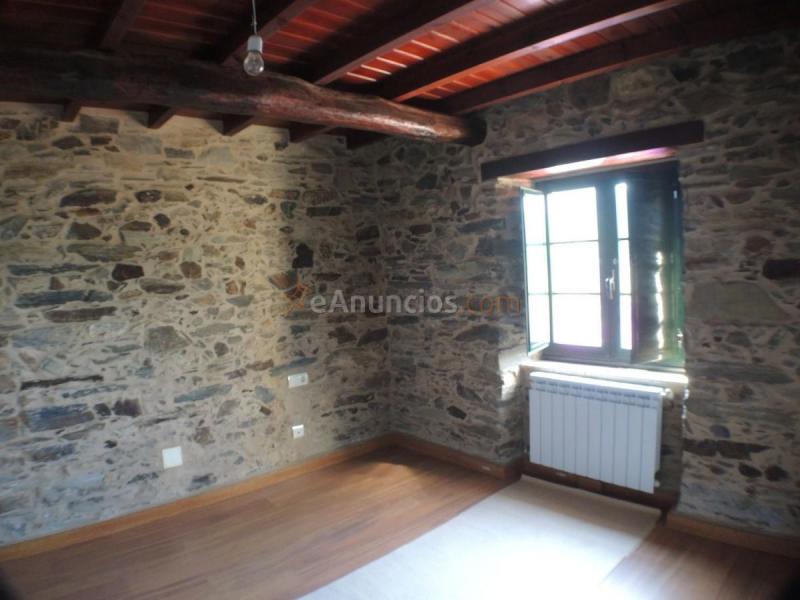 Adosado en venta en  Bergondo