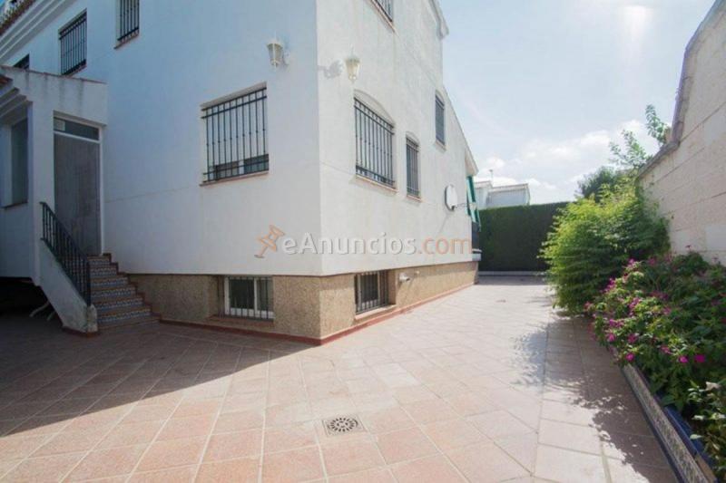 Casa en venta en  pintor miguel horques, La Chana, Granada