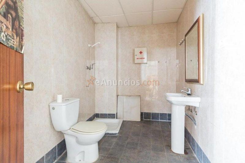 Local Comercial en venta en Calle puerto rico, Albolote