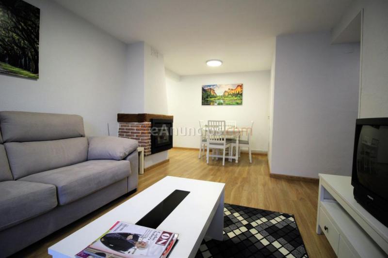 Apartamento en venta en  unica, Aísa