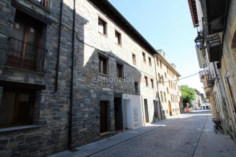 Apartamento en venta en  Albareda, Canfranc