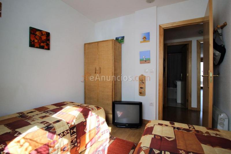 Apartamento en venta en  Albareda, Canfranc