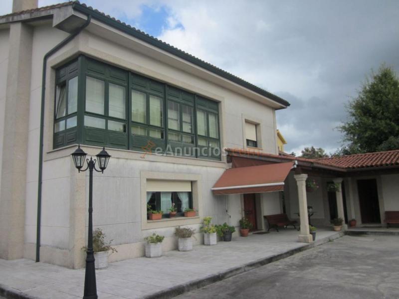 Adosado en venta en Calle Raices, O Milladoiro, Ames