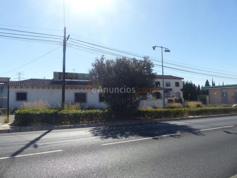 Local Comercial en venta en  Entrepinos, L'Eliana