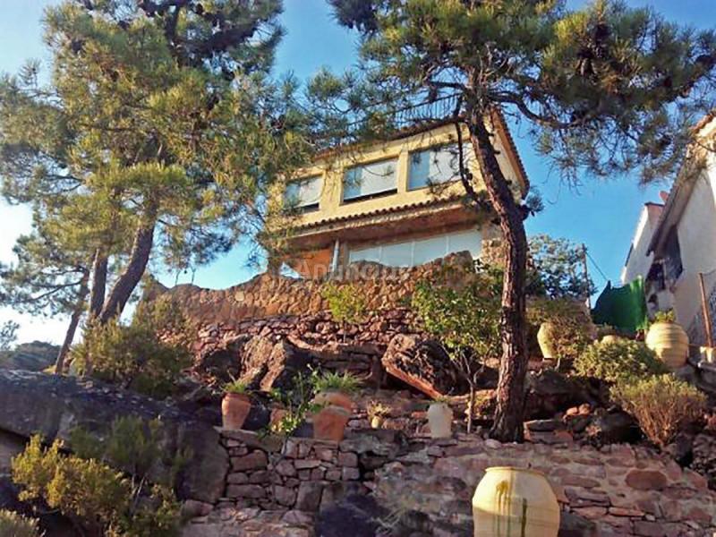 Adosado en venta en  Gátova