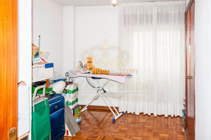 Apartamento en venta en  Fozaneldi-Tenderina-Ventanielles, Oviedo