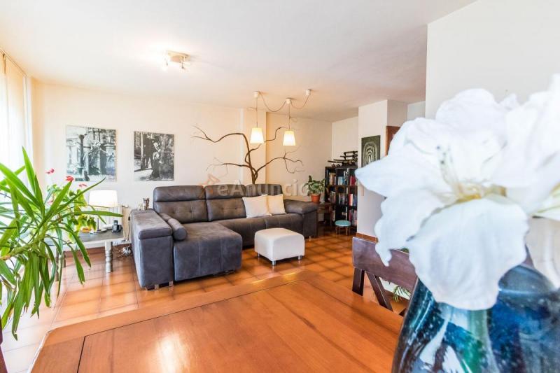 Duplex en venta en  Castrillon