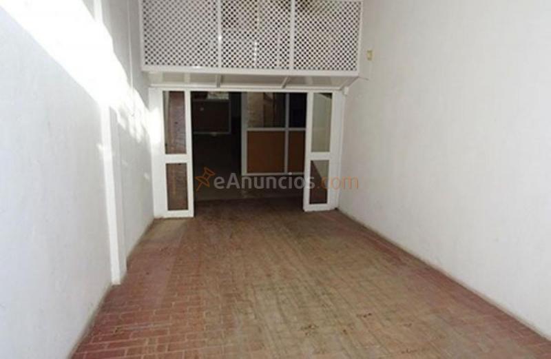 Local Comercial en venta en  ASTURIAS, Zona Puerto Deportivo, Fuengirola