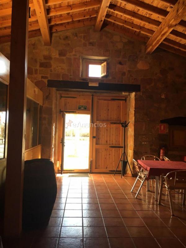 Local Comercial en venta en  El Parque, Cascajares de la Sierra