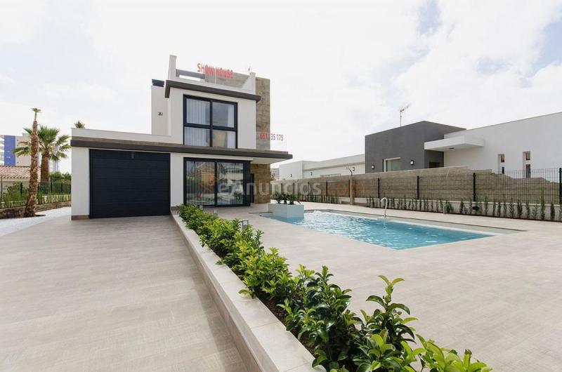 Adosado en venta en Avenida Julietta Orbaiceta, Mar de Cristal-Cabo de Palos, Cartagena