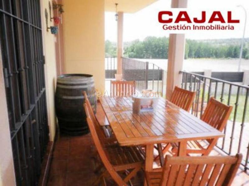 Adosado en venta en  Riaza