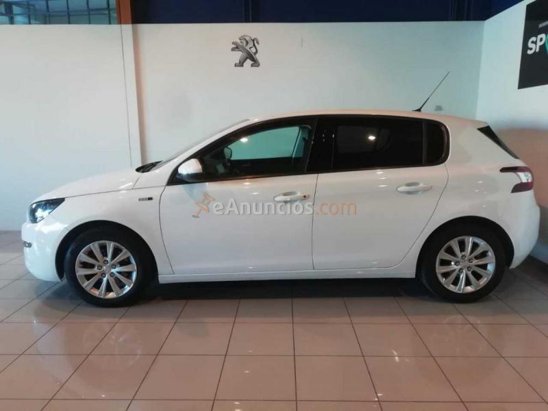 Peugeot 308 STYLE 1.2 PURETECH 130 