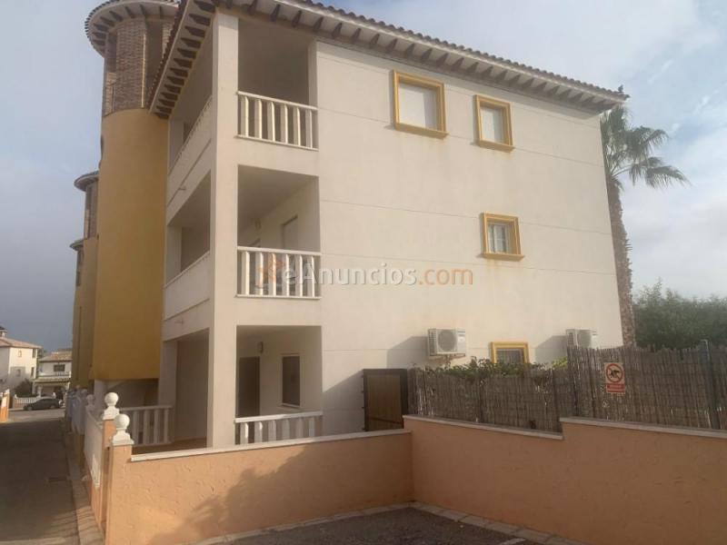 Apartamento en residencial cerrado con piscina