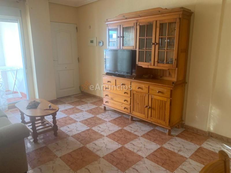Apartamento en residencial cerrado con piscina