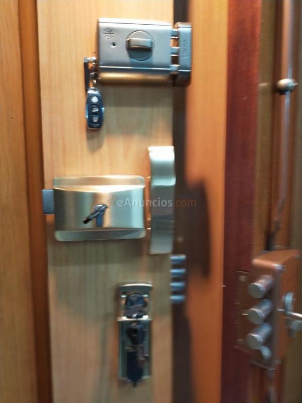 Cerrajero en  riera blanca