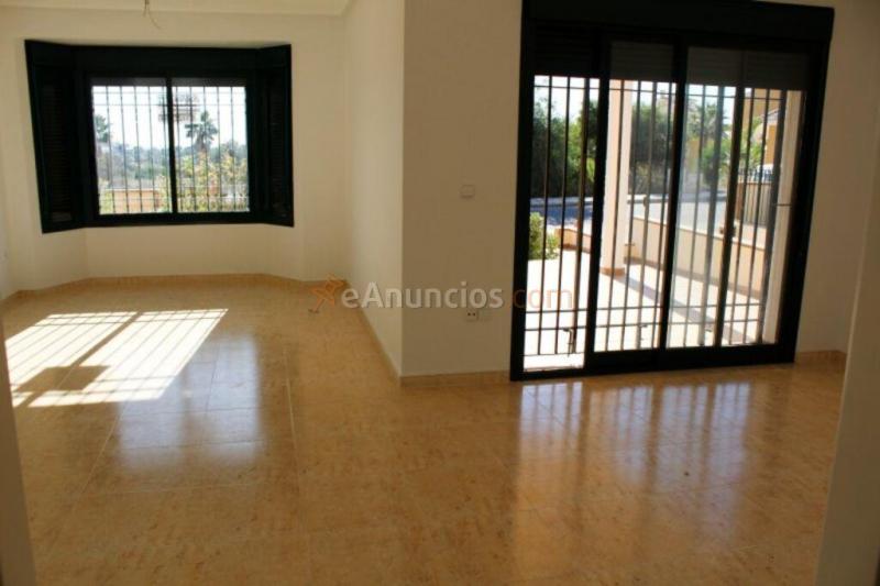 Casa-Chalet en Venta en Campoamor Alicante