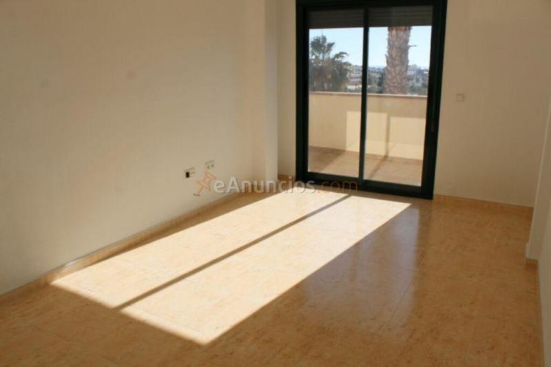 Casa-Chalet en Venta en Campoamor Alicante