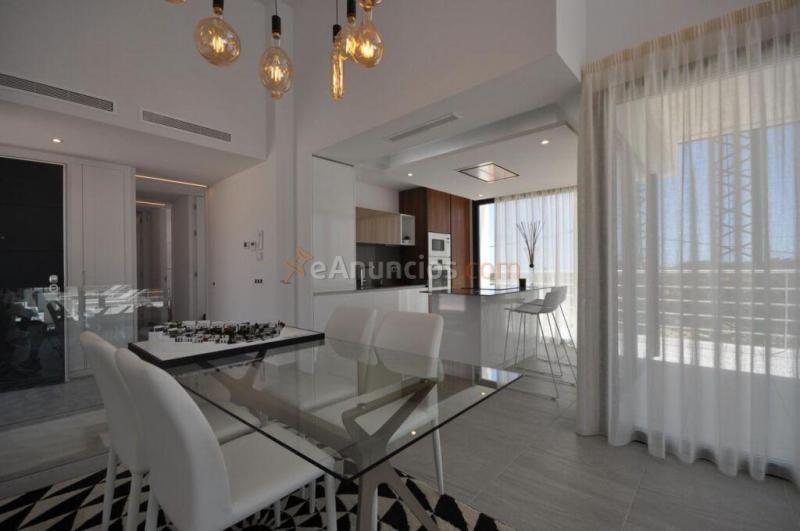 Casa-Chalet en Venta en San Miguel De Salinas Alicante