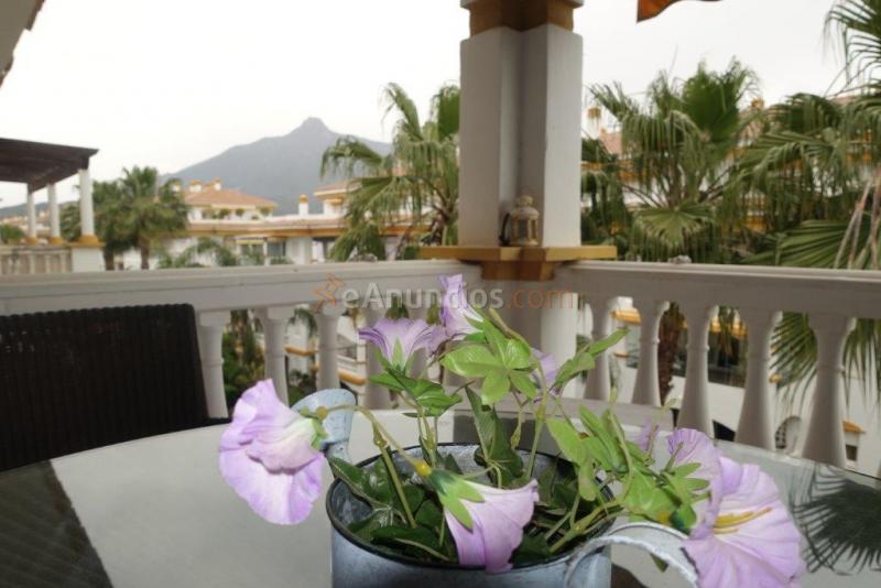 Casa-Chalet en Venta en Nueva Andalucia Málaga