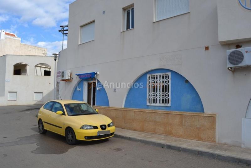 Local comercial en Venta en Pozo De Los Frailes Almería