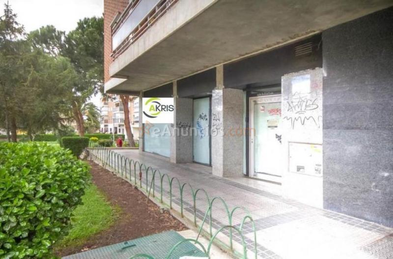 Local en venta en Alcorcón de 192 m2