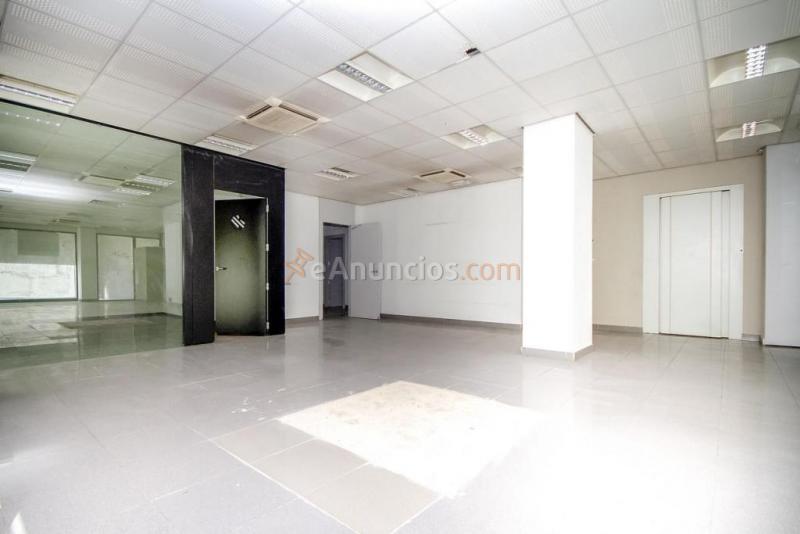 Local en venta en Alcorcón de 192 m2